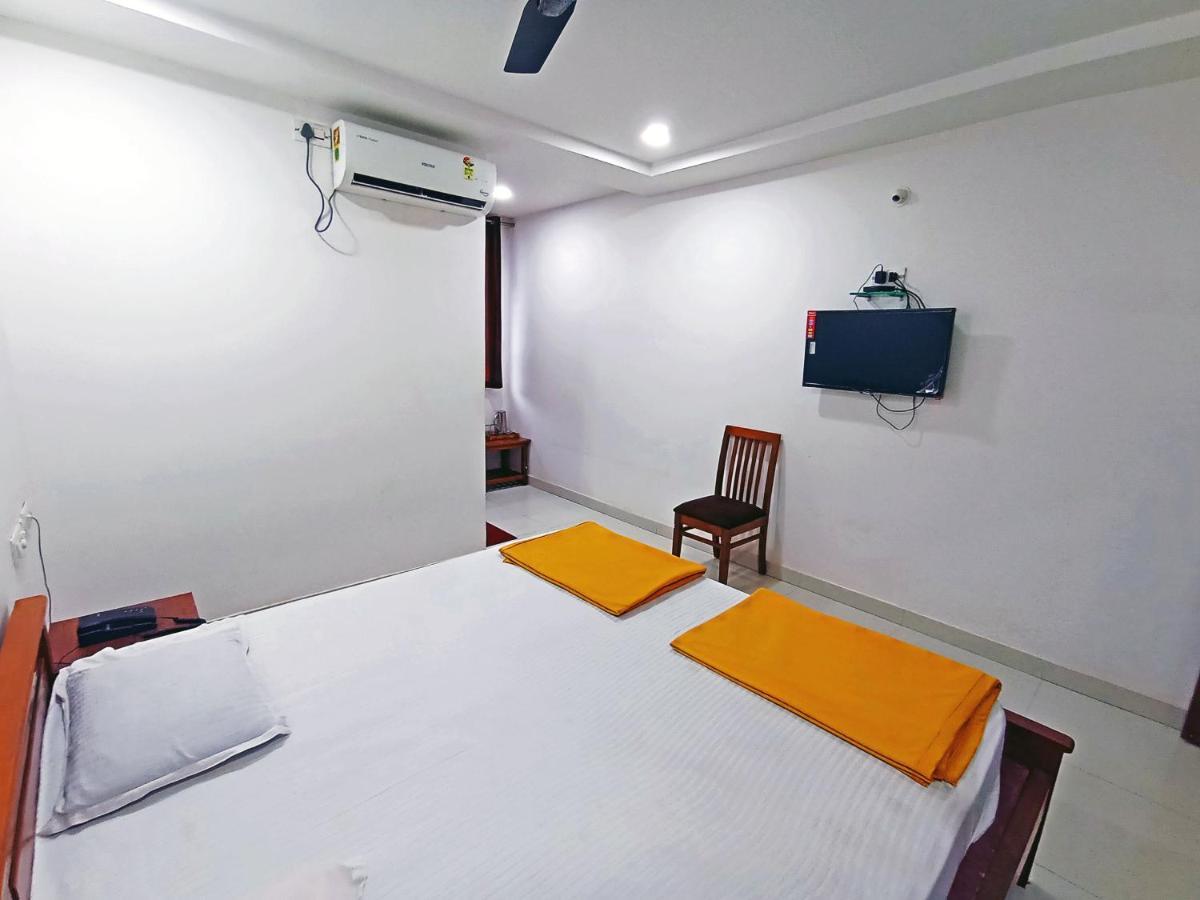 Staymaker Shri Shakti Residency Хубли Екстериор снимка