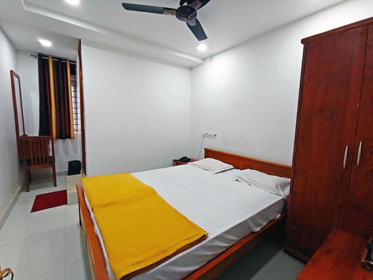 Staymaker Shri Shakti Residency Хубли Екстериор снимка