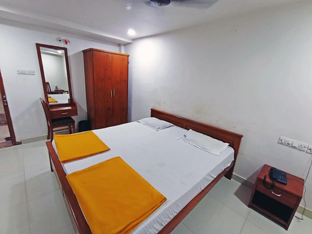 Staymaker Shri Shakti Residency Хубли Екстериор снимка