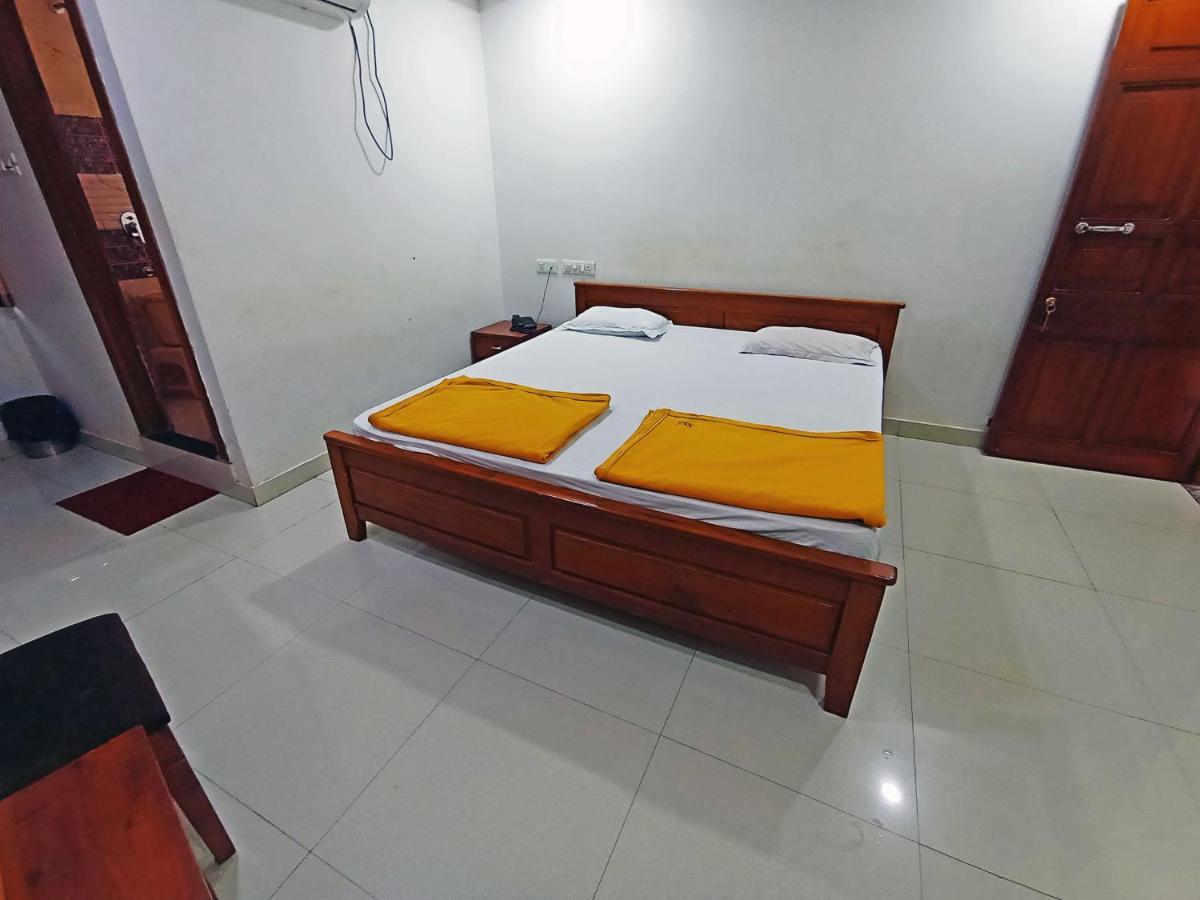 Staymaker Shri Shakti Residency Хубли Екстериор снимка