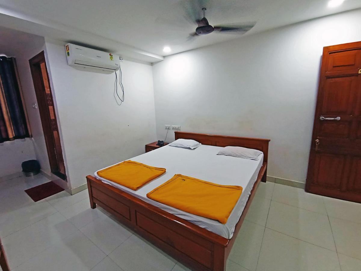 Staymaker Shri Shakti Residency Хубли Екстериор снимка