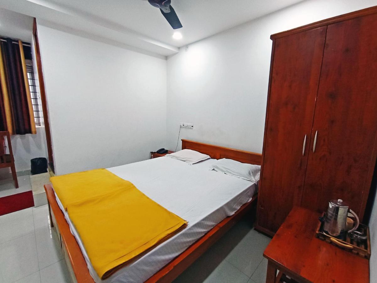 Staymaker Shri Shakti Residency Хубли Екстериор снимка