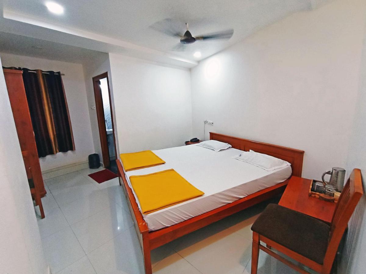 Staymaker Shri Shakti Residency Хубли Екстериор снимка