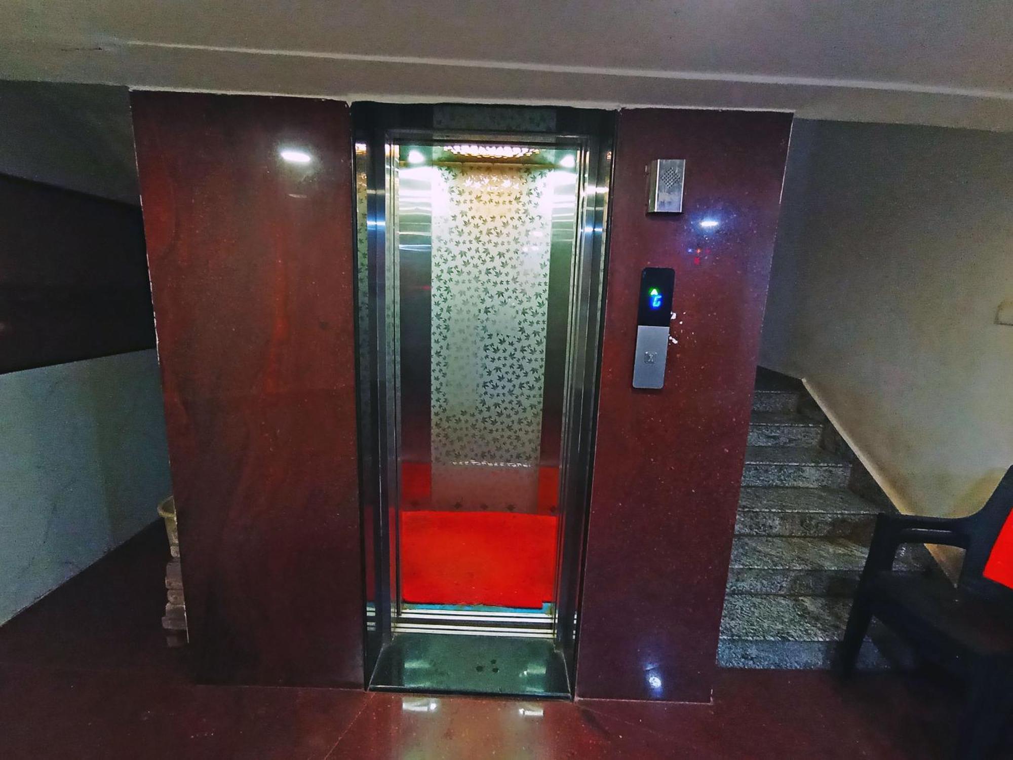 Staymaker Shri Shakti Residency Хубли Екстериор снимка